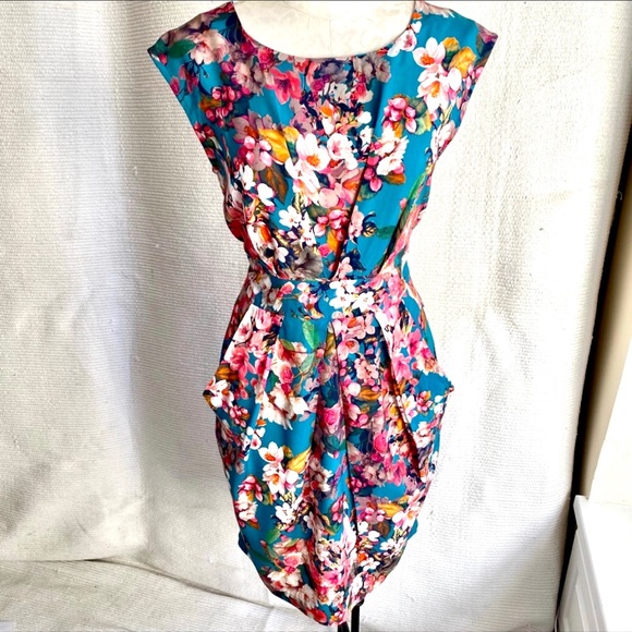 ASOS Dresses & Skirts - ASOS 8 Electric Floral Print Sheath Dress